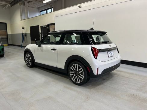 Certified 2025 MINI Cooper 2-Door Hardtop image 3