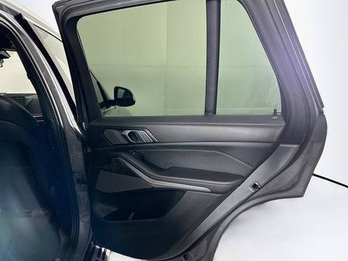 Used 2024 BMW X5 sDrive40i image 33