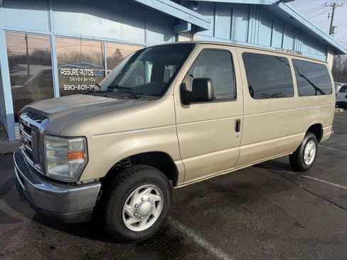 Used 2008 Ford E-350 and Econoline 350 XL image 1