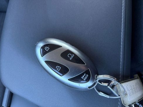 Used 2025 Hyundai Sonata SEL FWD image 25
