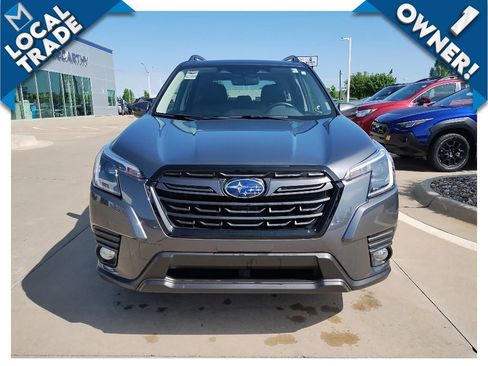 Certified 2023 Subaru Forester Limited AWD/4WD image 3