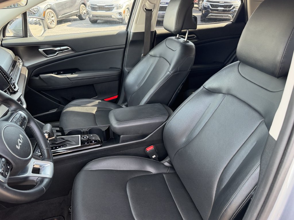 Certified 2023 Kia Sportage EX FWD image 21