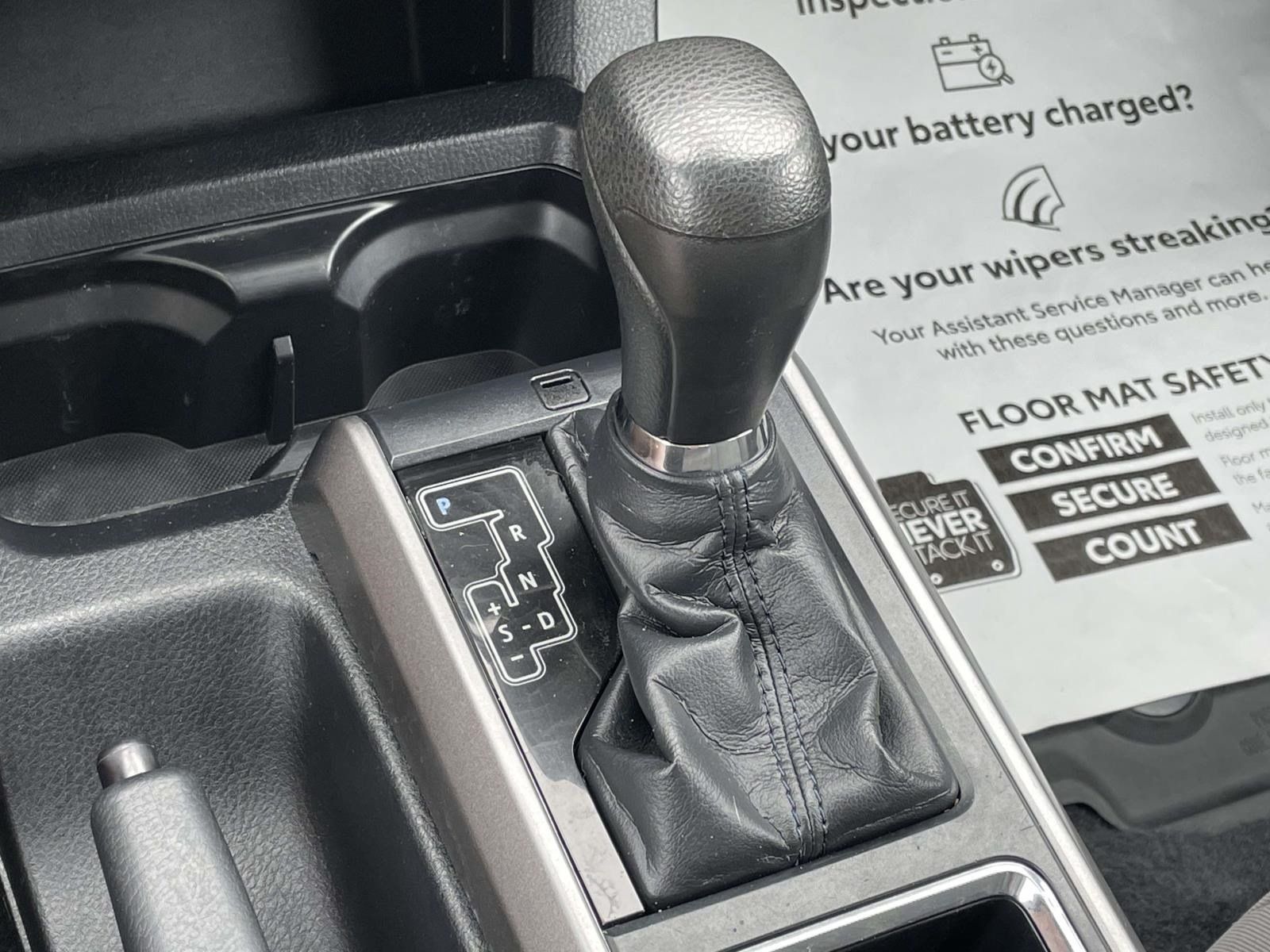 Used 2019 Toyota Tacoma SR5 RWD image 25