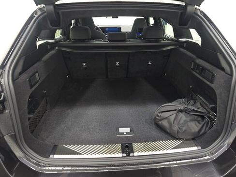 Used 2025 BMW M5 Touring image 13