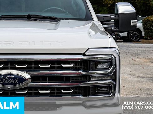 Used 2024 Ford F250 Platinum image 16