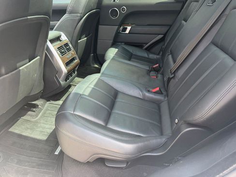Used 2021 Land Rover Range Rover Sport SE AWD/4WD image 4