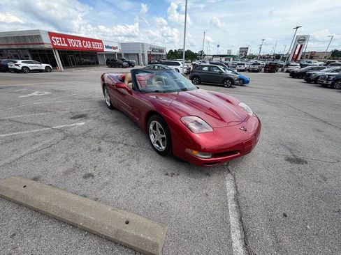 Used 2000 Chevrolet Corvette Convertible w/ Memory Pkg RWD image 7