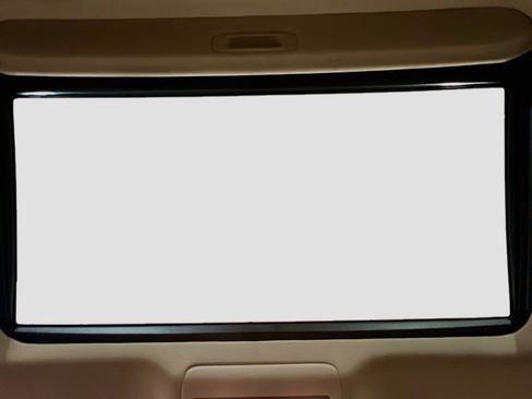 Used 2010 Lexus LS 460 AWD w/ Comfort Pkg image 16