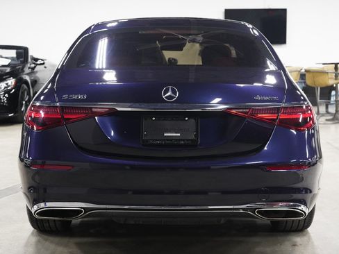 Used 2023 Mercedes-Benz S 580 4MATIC Sedan image 4