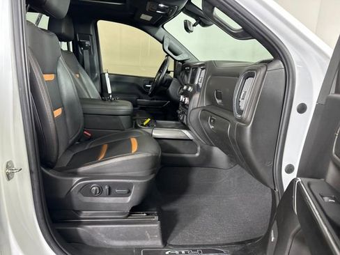 Used 2023 GMC Sierra 2500 AT4 w/ AT4 Preferred Package image 28