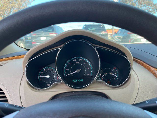 Used 2010 Chevrolet Malibu LT w/ Power Convenience Package FWD image 19