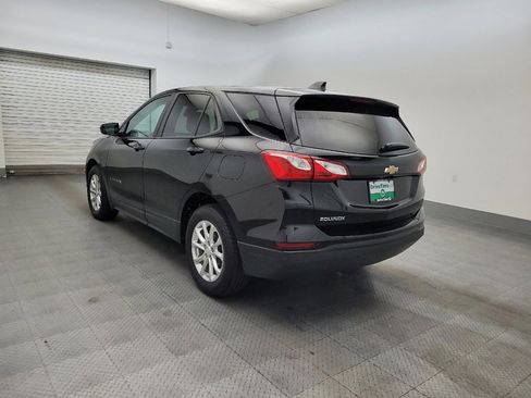 Used 2021 Chevrolet Equinox LS w/ LS Convenience Package FWD image 5