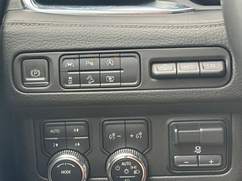 Used 2023 GMC Yukon Denali w/ Max Trailering Package AWD/4WD image 21