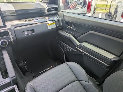 New 2025 Toyota Tacoma TRD Off-Road image 17