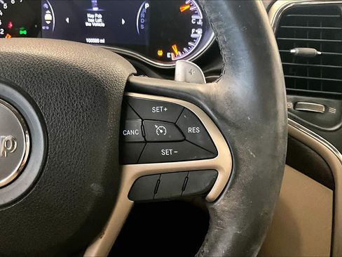Used 2014 Jeep Grand Cherokee Laredo w/ Quick Order Package 23E RWD image 24