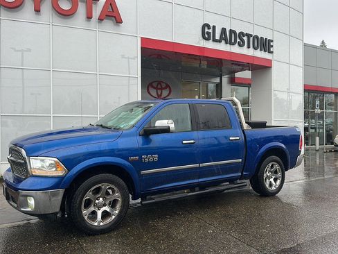 Used 2015 RAM 1500 Laramie image 1