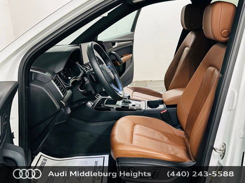 Certified 2023 Audi Q5 2.0T Premium w/ Convenience Package AWD/4WD image 11