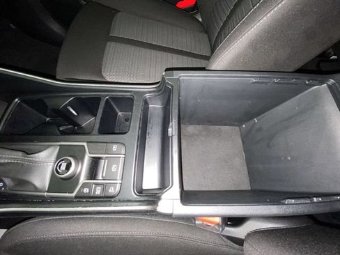 Used 2025 Kia Sorento LX FWD image 21