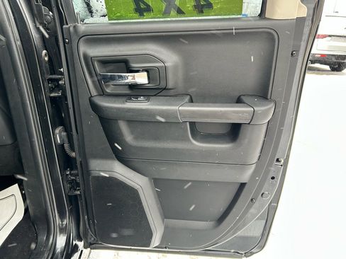 Used 2018 RAM 1500 Sport w/ Convenience Group image 15