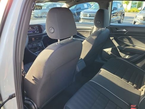 Used 2023 Volkswagen Jetta Sport FWD image 9