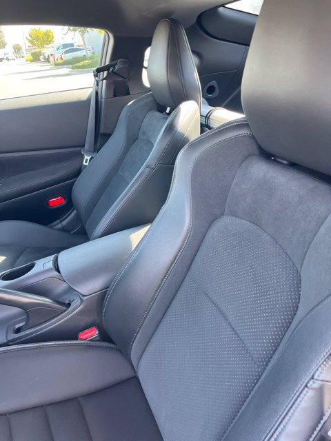 Used 2024 Nissan Z Performance w/ Floor Mat Package RWD image 5