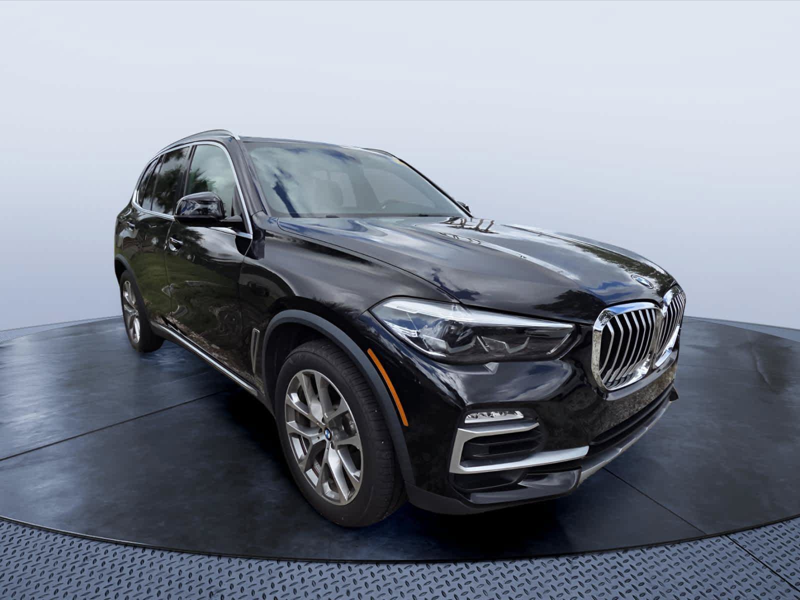 Used 2019 BMW X5 xDrive40i w/ Luxury Seating Package AWD/4WD image 1