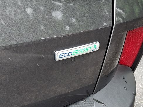 Used 2020 Ford Escape SE FWD image 32