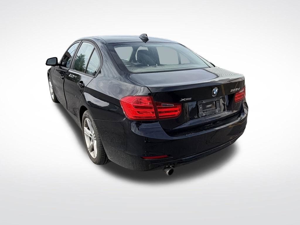 Used 2014 BMW 328d xDrive Sedan AWD/4WD image 3