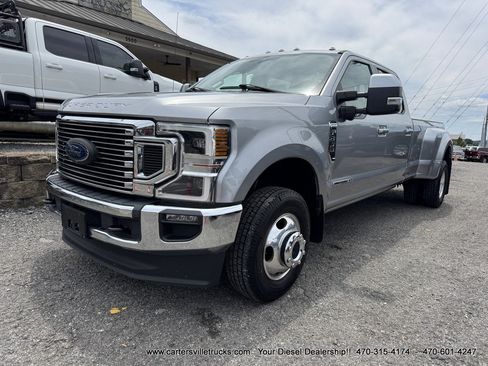 Used 2020 Ford F350 Lariat w/ Lariat Ultimate Package AWD/4WD image 3
