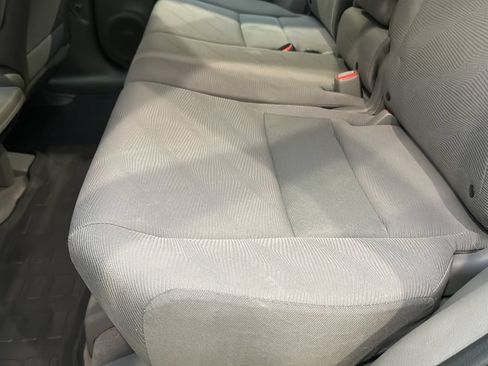 Used 2010 Honda CR-V LX image 16