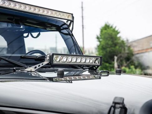 Used 2016 Jeep Wrangler Unlimited Sahara w/ Connectivity Group AWD/4WD image 30