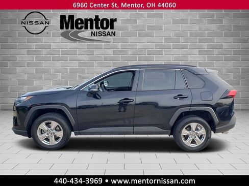 Used 2023 Toyota RAV4 XLE image 4