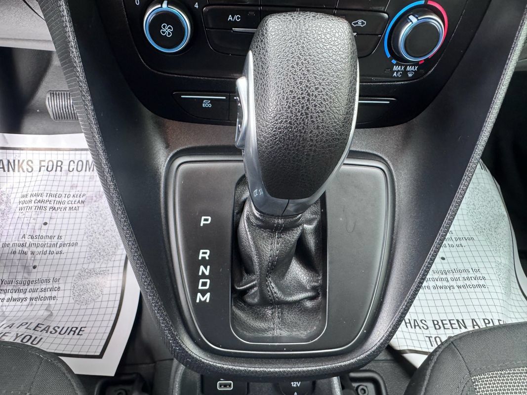 Used 2023 Ford Transit Connect XL FWD image 26