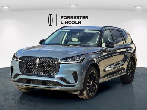 New 2026 Lincoln Aviator Reserve image 7