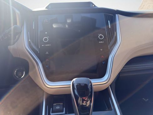 Used 2024 Subaru Outback Limited image 16