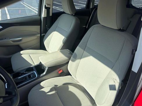 Used 2019 Ford Escape SE FWD image 15