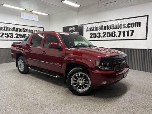 Used 2009 Chevrolet Avalanche LS AWD/4WD image 1