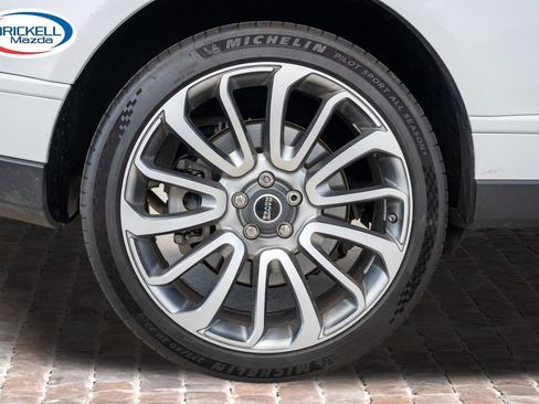 Used 2018 Land Rover Range Rover Supercharged AWD/4WD image 41