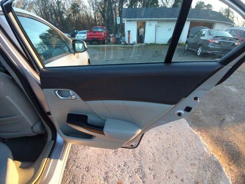 Used 2012 Honda Civic EX-L image 15