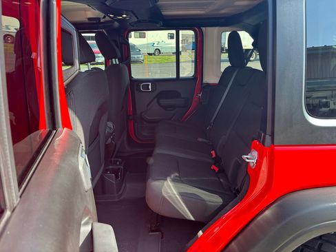 Used 2022 Jeep Wrangler Unlimited Sport image 10