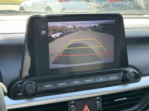 Certified 2023 Kia Forte LXS image 4