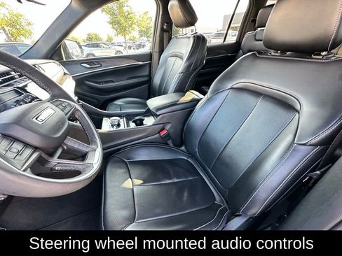 Used 2024 Jeep Grand Cherokee L Limited w/ Luxury Tech Group II image 16