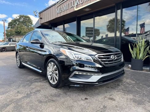 Used 2015 Hyundai Sonata Sport w/ Option Group 04 FWD image 4