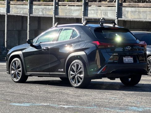 Used 2021 Lexus UX 250h F Sport w/ Accessory Package (Z2) image 6