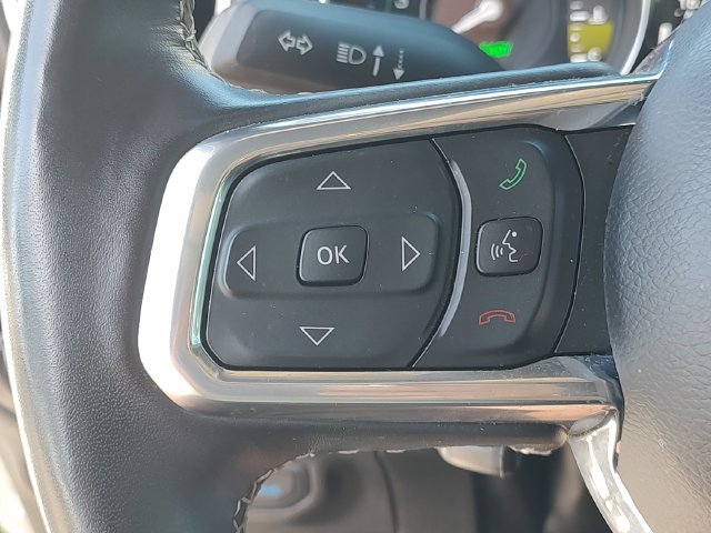 Used 2023 Jeep Wrangler Unlimited Sahara w/ Cold Weather Group AWD/4WD image 22