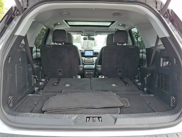 Used 2022 Ford Explorer XLT w/ Equipment Group 202A AWD/4WD image 30