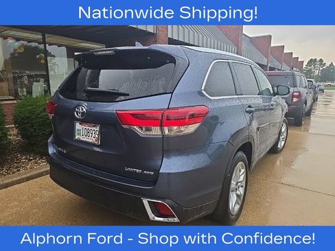 Used 2017 Toyota Highlander Limited AWD/4WD image 7