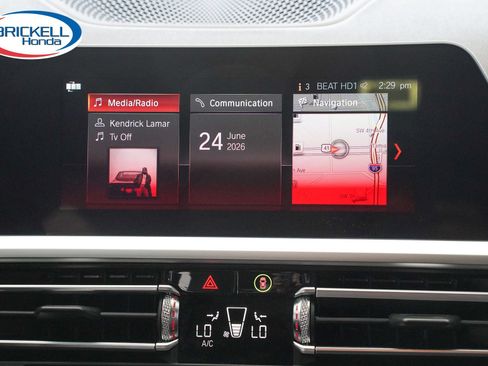 Used 2020 BMW 330i Sedan w/ Driving Assistance Package RWD image 24