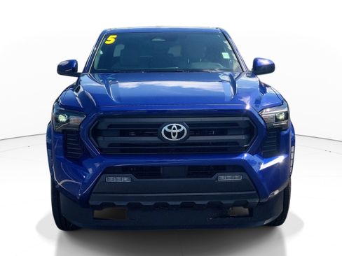 Used 2025 Toyota Tacoma SR5 RWD image 2