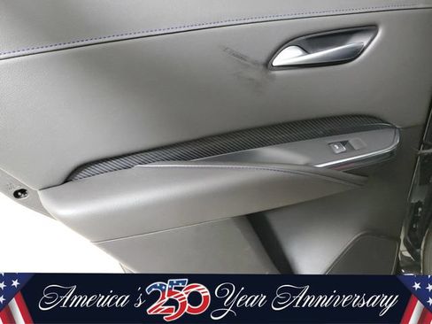 Used 2025 Cadillac XT4 Sport w/ LPO, Floor Liner Package FWD image 11